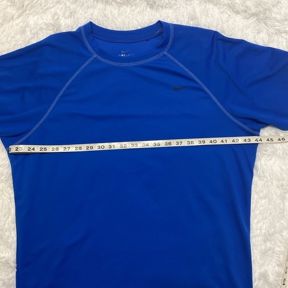 NIKE DRI-FIT,ROYAL BLUE,SHORT SLEEVE,SPORT T-SHIRT. SIZE- LARGE - Picture 6 of 11
